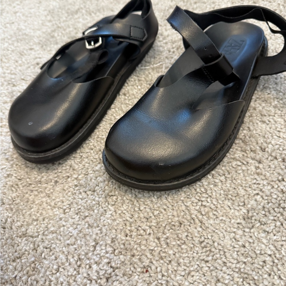 Zara Black Sandals with Strap